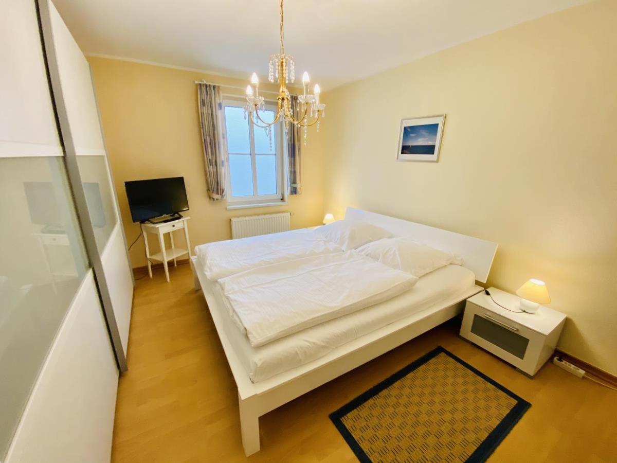 Ferienhaus Adele Rostock Esterno foto